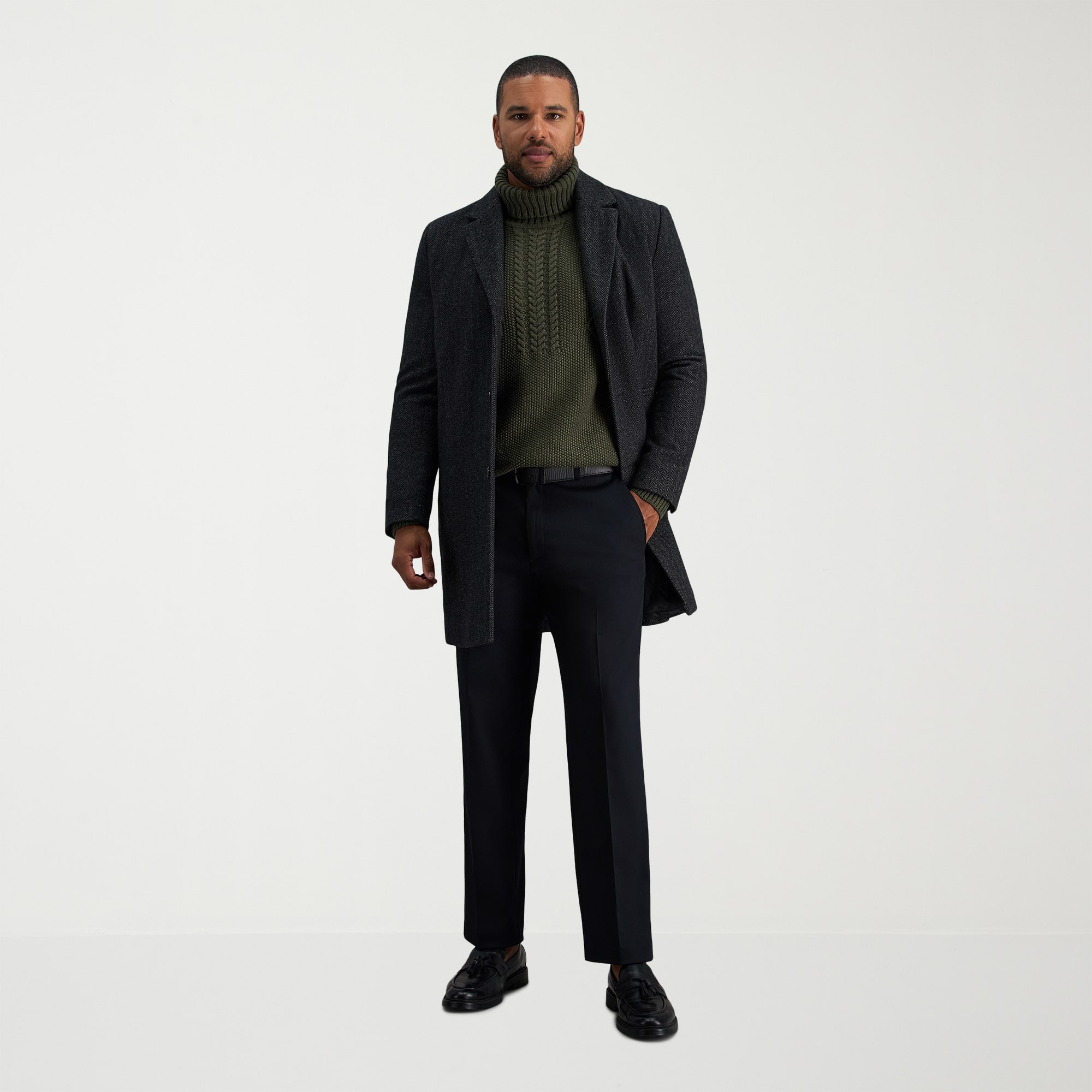 Haggar Iron Free Premium Khaki Mens Classic Fit Flat Front Pant
