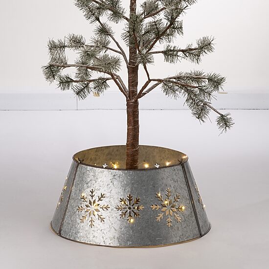Glitzhome Snowflake With Light String Metal Christmas Tree Collar