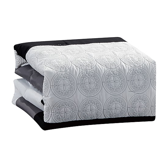Riverbrook Home Elsie 7-pc. Midweight Embroidered Comforter Set