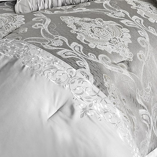 Riverbrook Home Kacee 12-pc. Midweight Embroidered Comforter Set