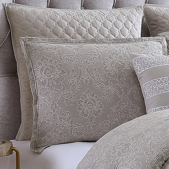 Riverbrook Home Kenetic Midweight Comforter Set