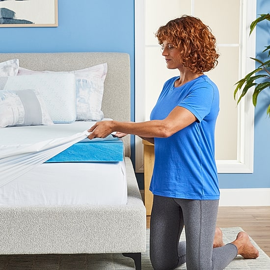 Serta® 3 In Soothing Cool Memory Foam Mattress Topper