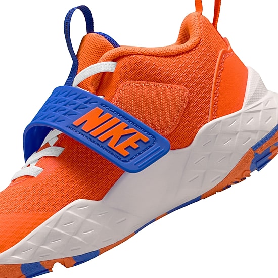 Nike Team Hustle D Little Kid Boys Basketball Shoes