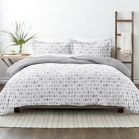 Casual Comfort Premium Down Alternative Moonlight Stars Reversible Comforter Set