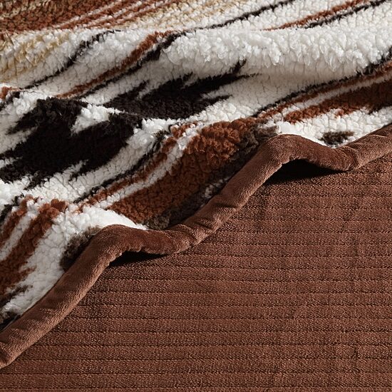 Wrangler Coyote Sands 50x60 Washable Throw