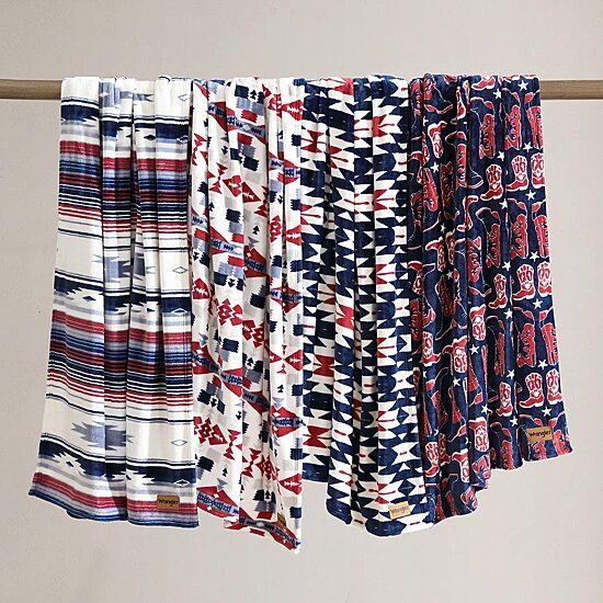 Wrangler Knockin' Boots 50x70 Washable Throw