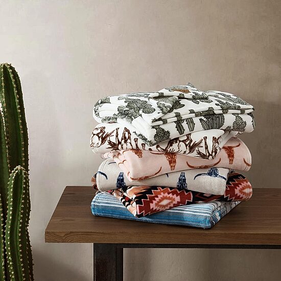 Wrangler Cactus Garden Washable Throw