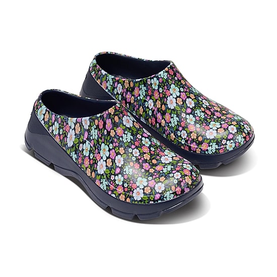 joybees® Graphic Grove Womens Round Clogs