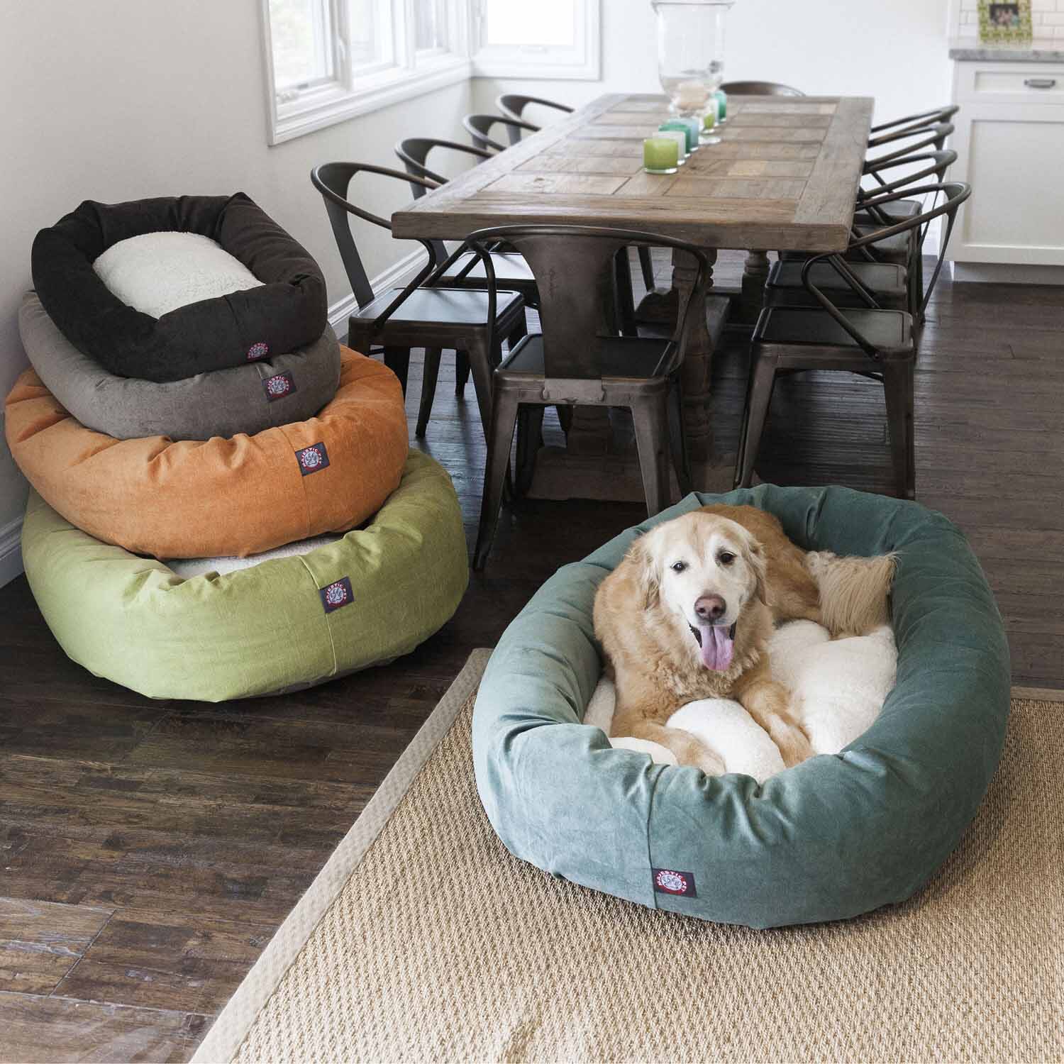 Majestic Pet Villa Collection Sherpa Bagel Bed