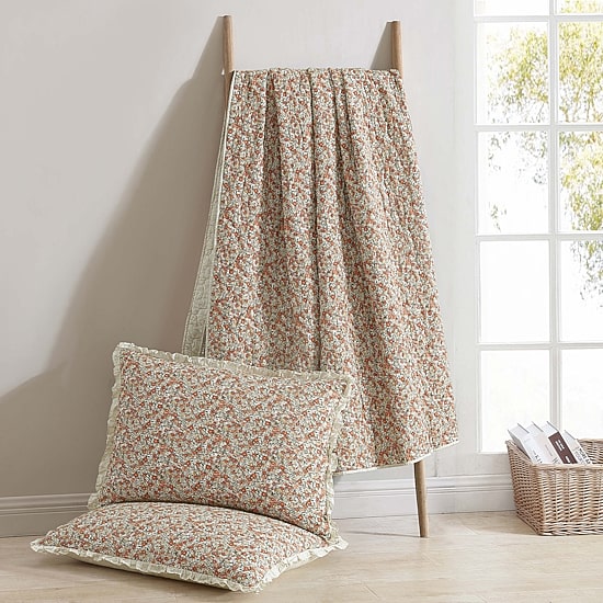 Laura Ashley Loveston Reversible REVERSIBLE Quilt Set