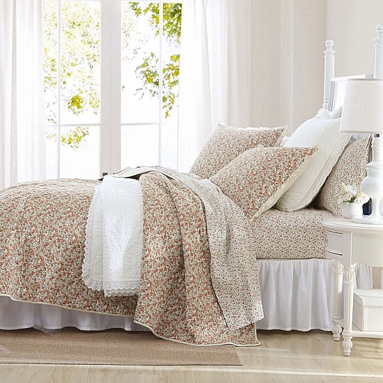 Laura Ashley Loveston Reversible REVERSIBLE Quilt Set