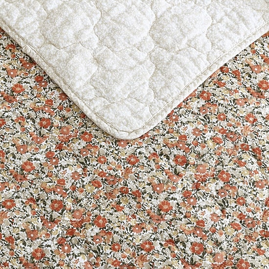 Laura Ashley Loveston Reversible REVERSIBLE Quilt Set