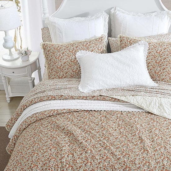 Laura Ashley Loveston Reversible REVERSIBLE Quilt Set