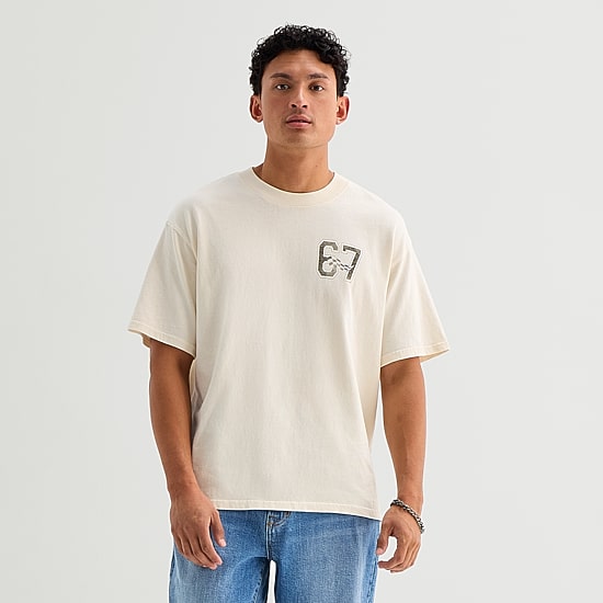 Arizona Mens Crew Neck Short Sleeve Relaxed Fit Graphic T-Shirt