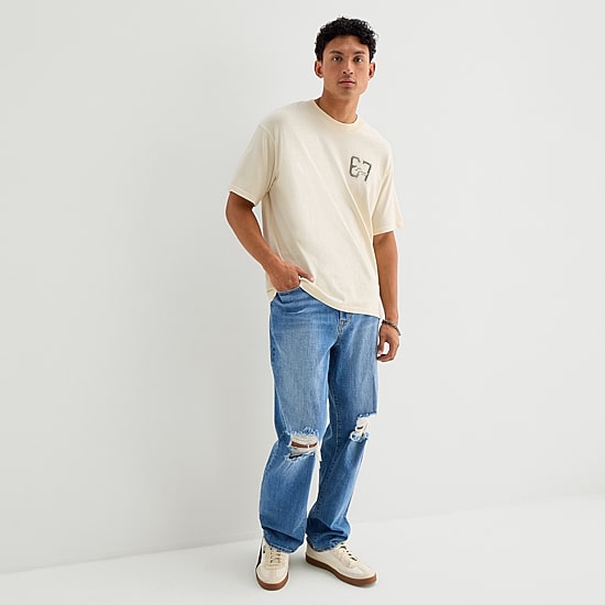 Arizona Mens Crew Neck Short Sleeve Relaxed Fit Graphic T-Shirt