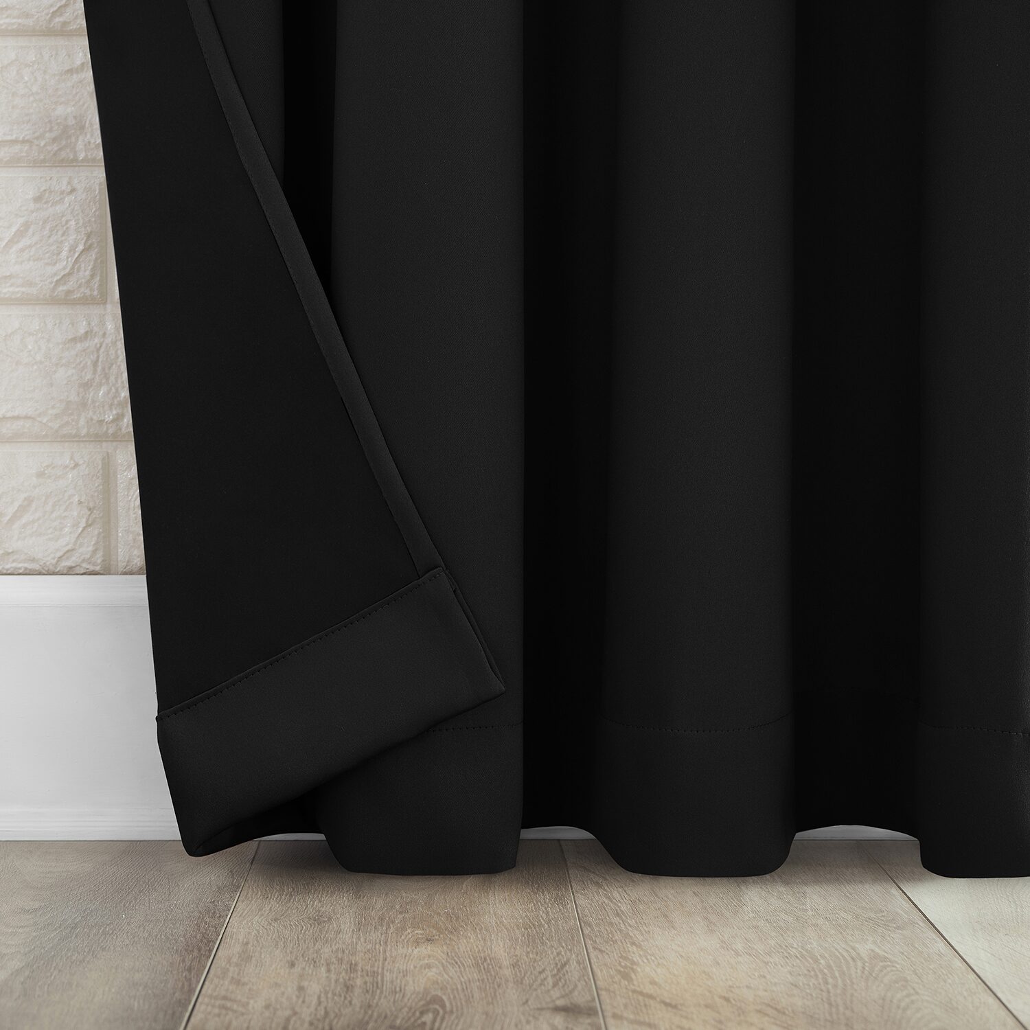 Sun Zero Bergen Rod Pocket 100% Blackout Single Curtain Panel