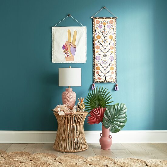 Distant Lands 30" Palm Vase Filler