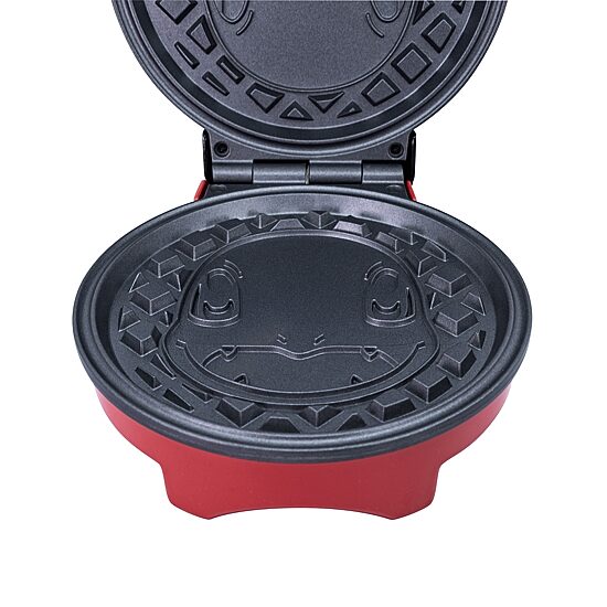 Uncanny Brands Pokémon Charmander Waffle Maker - Make Bounty Charmander Waffles -  Kitchen Appliance