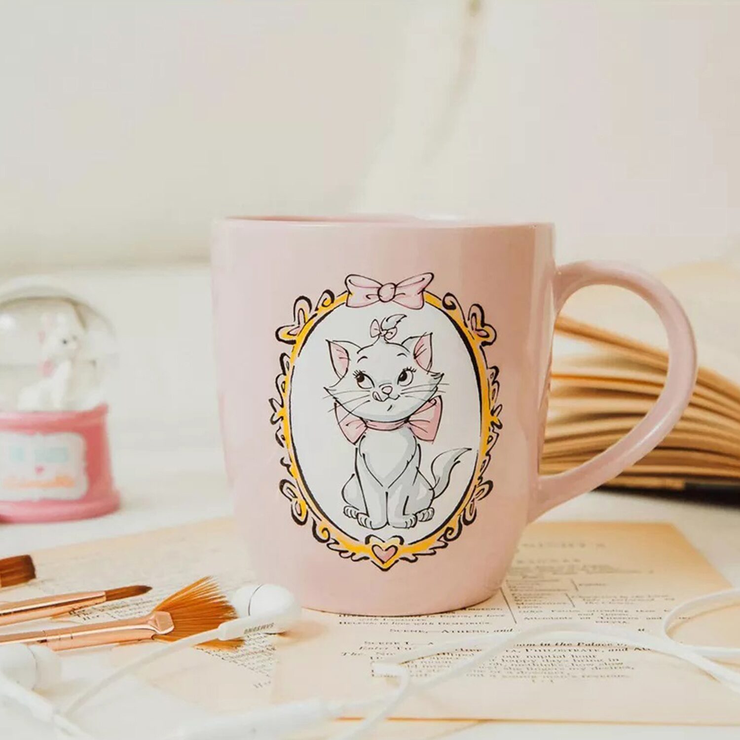 Disney Collection Aristocats Marie Frame 18 Oz Mug Coffee Mug