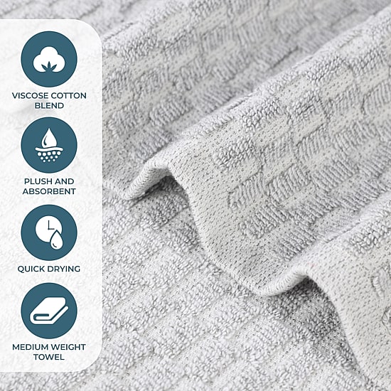 SUPERIOR® Juno Collection 3-pc. Quick Dry Geometric Bath Towel Set