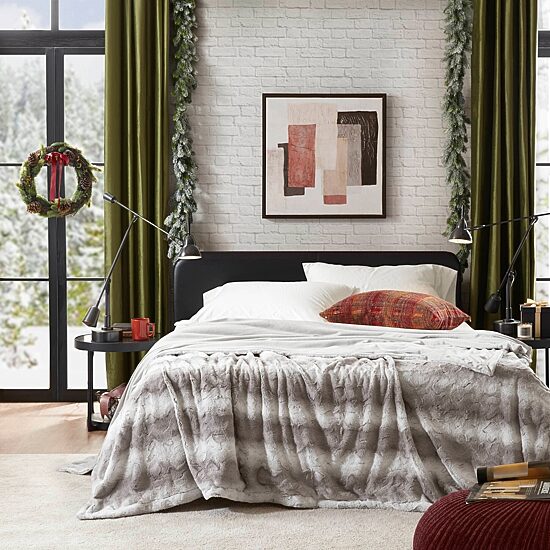 Madison Park Marselle Faux Fur Blanket