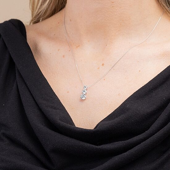 Floating Diamonds (F / Vs2) Womens 2 CT. T.W. Lab Grown White Diamond 14K Gold Round 18 Inch Pendant Necklace