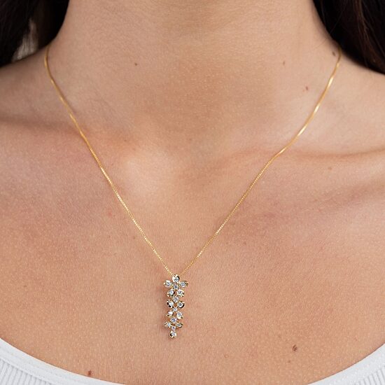 Diamond Blossom (G / Si2) Womens 1/2 CT. T.W. Lab Grown White Diamond 10K Gold Flower 18 Inch Pendant Necklace