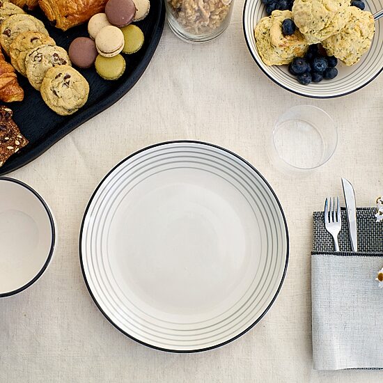 EARTH & CLAY Zeke 8-pc. Earthenware Dinnerware Set