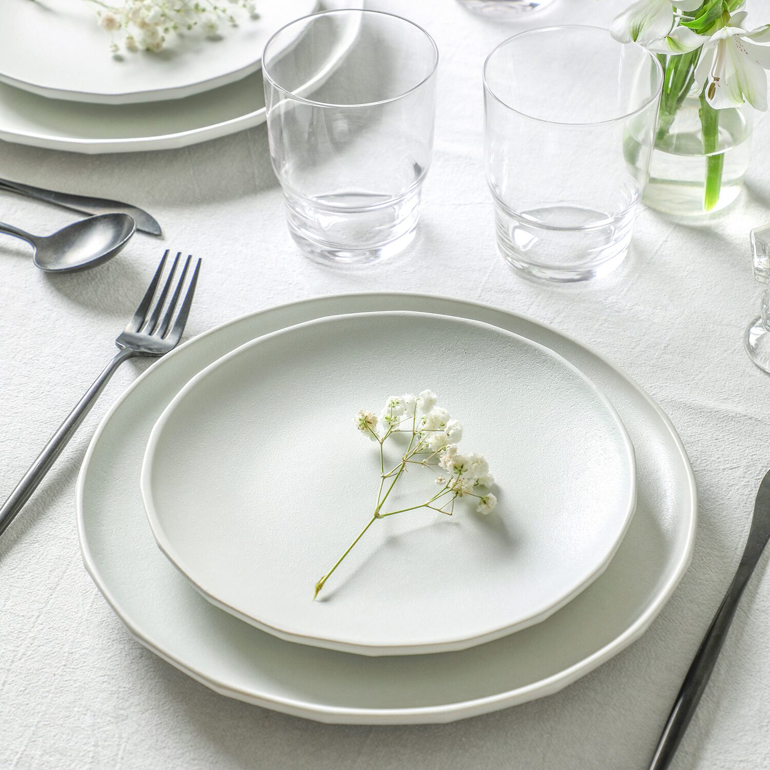 Stone + Lain Rio -pc. Stoneware Dinnerware Set