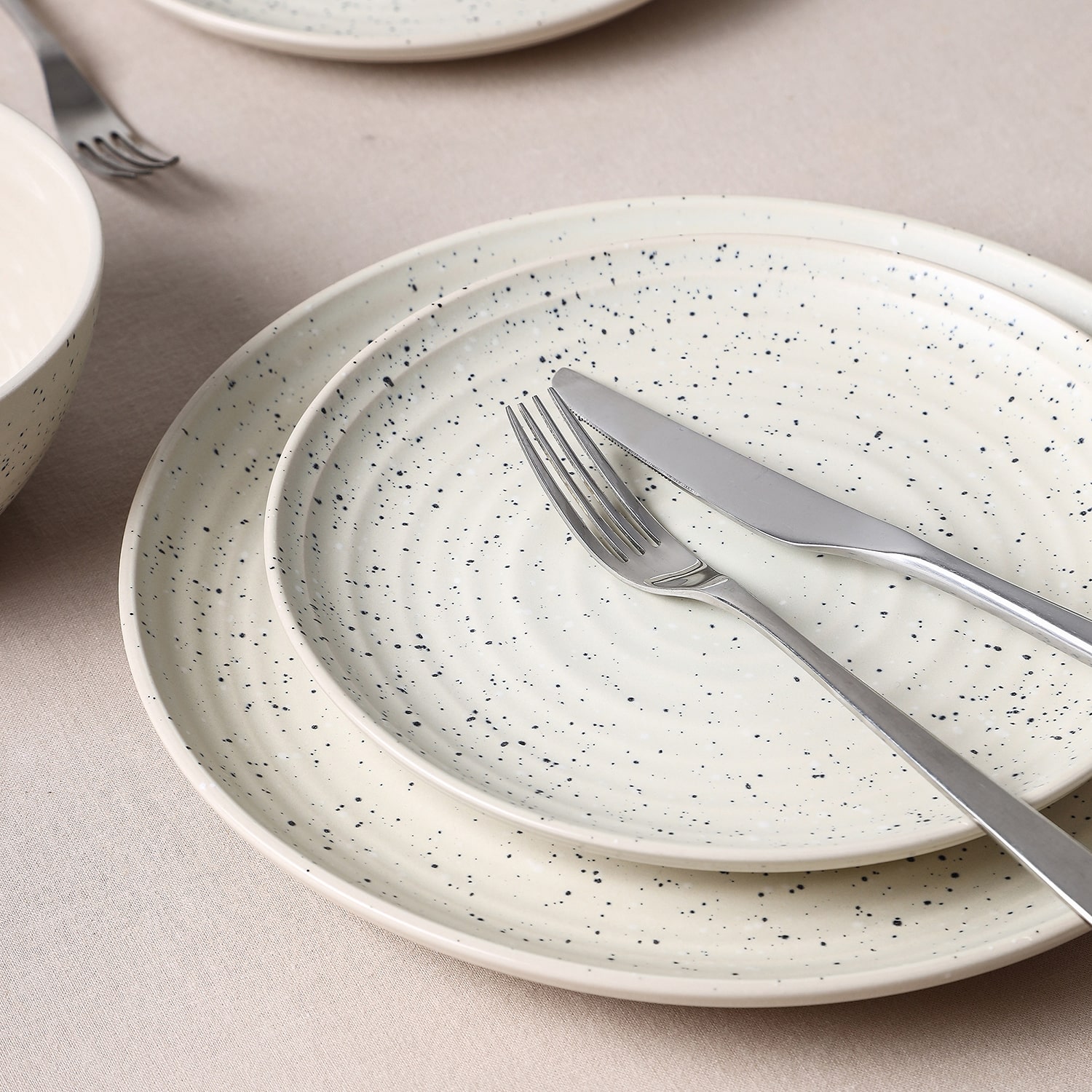 Stone + Lain Dua 8-pc. Stoneware Dinnerware Set