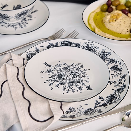Stone + Lain Esme 32-pc. Porcelain Dinnerware Set