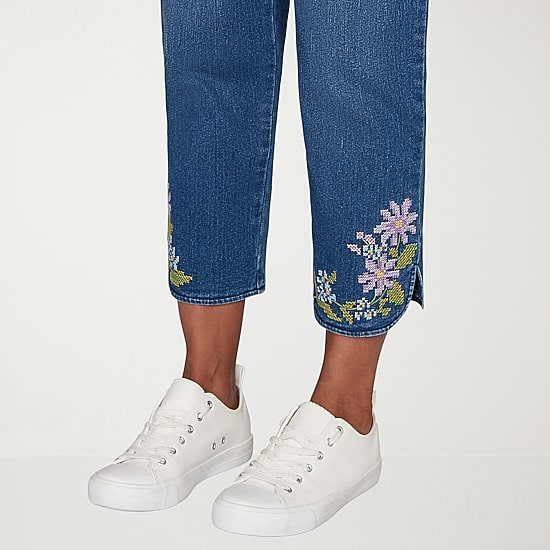 Alfred Dunner Hilton Head Womens Stretch Fabric Straight Leg Jean