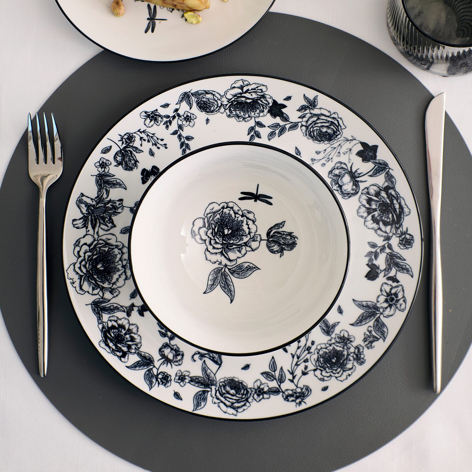 Stone + Lain Esme 24-pc. Porcelain Dinnerware Set