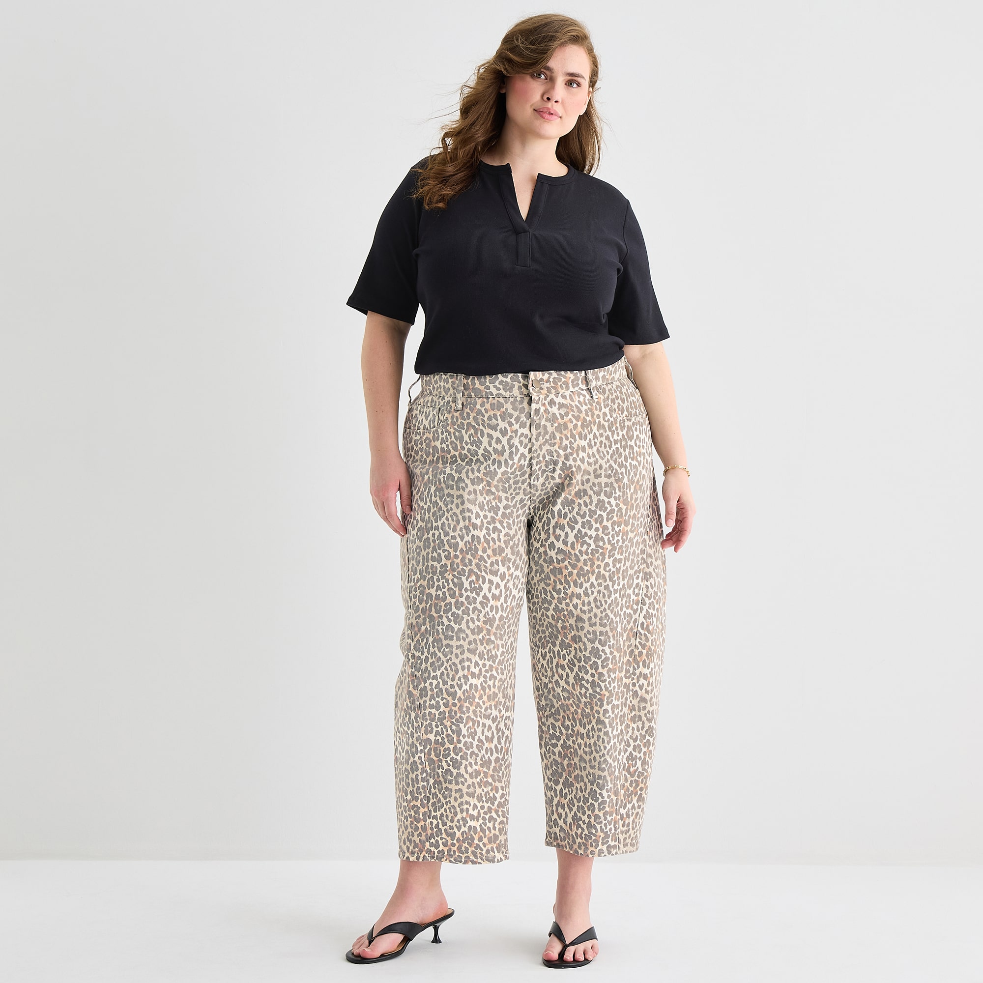 a.n.a Womens Plus Mid Rise Barrel Jean