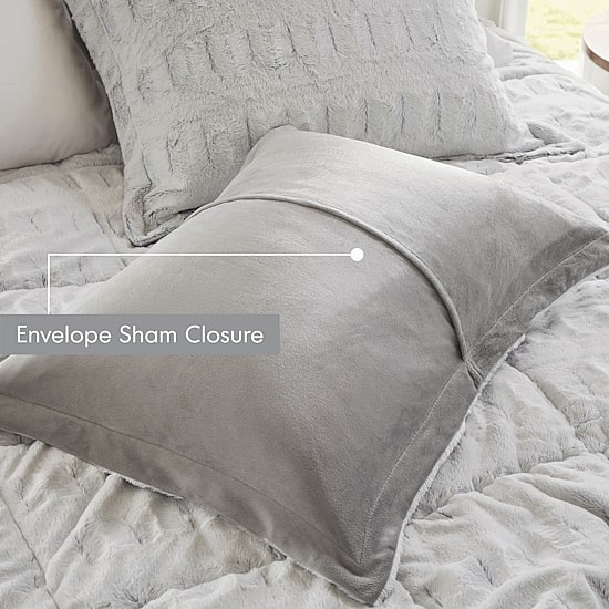 Madison Park Margot Faux Fur Lightweight Comforter Set
