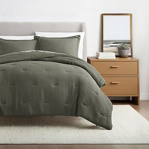 Casual Comfort Textured Cloud Gauze Down Lightweight Comforter Set, One Size, Green