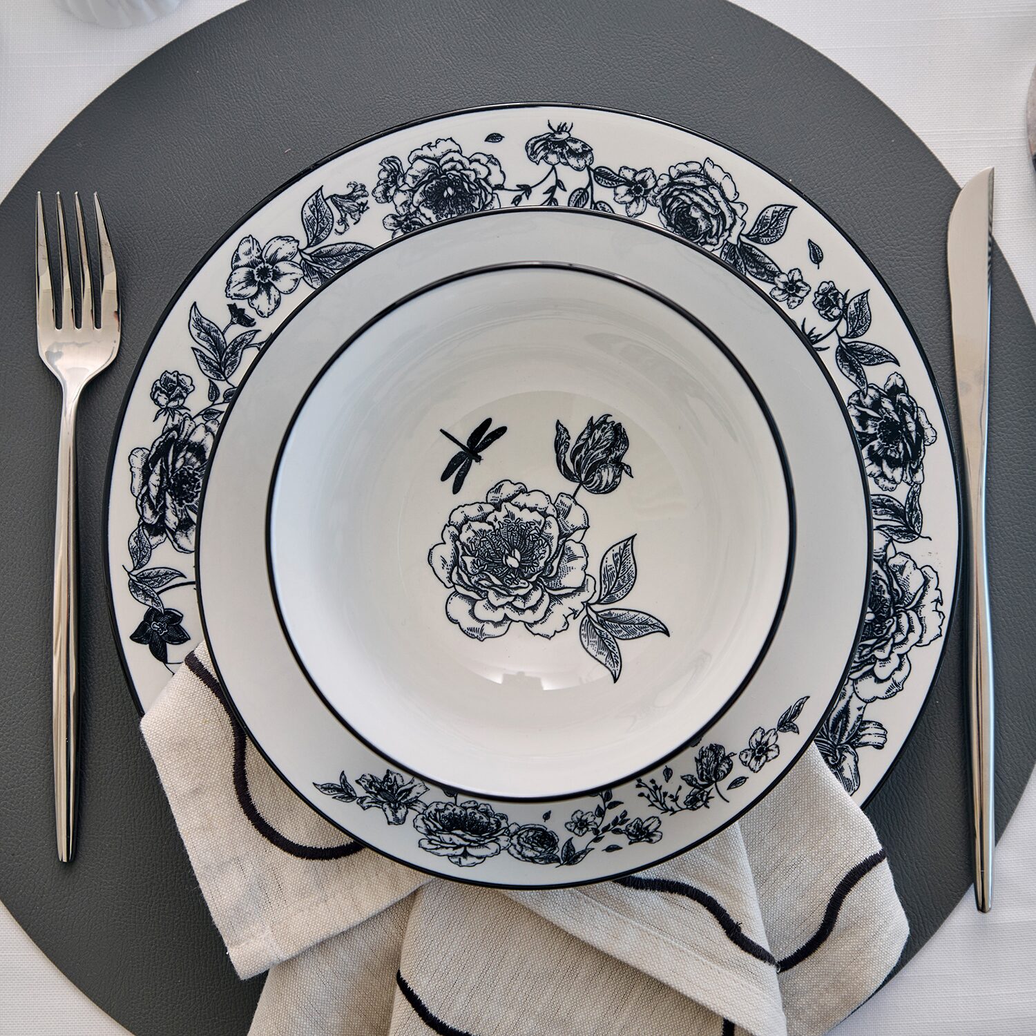 Stone + Lain Esme 16-pc. Porcelain Dinnerware Set