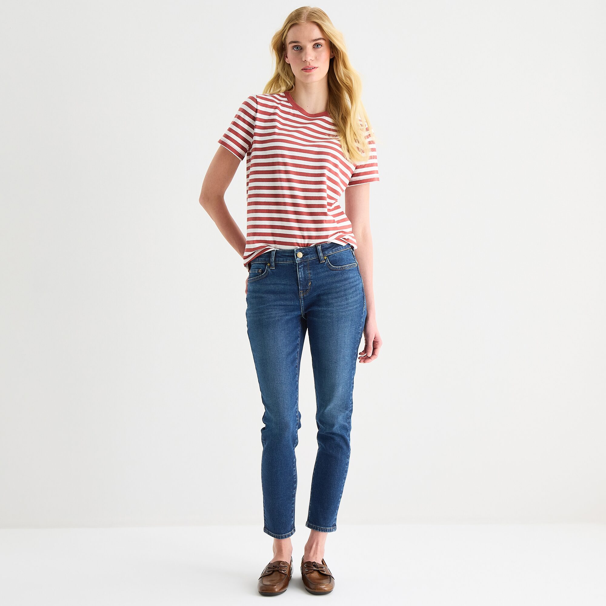a.n.a Womens Mid Rise Skinny Fit Jean