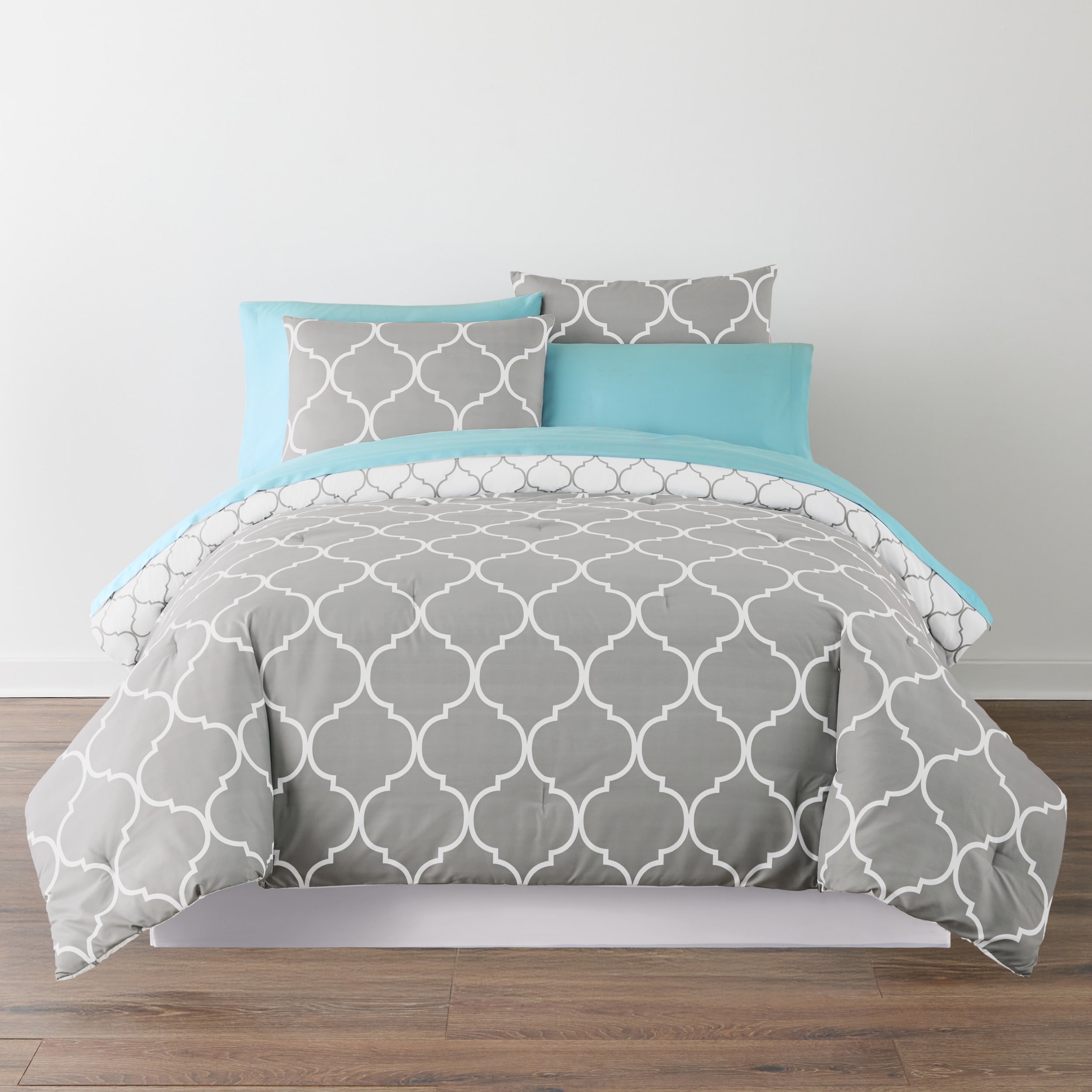 Home Expressions Nora Ogee Complete Bedding Set with Sheets