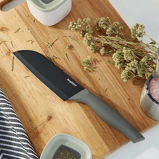 BergHOFF Dina Vector Ceramic Coated 5.5" Santoku Knife