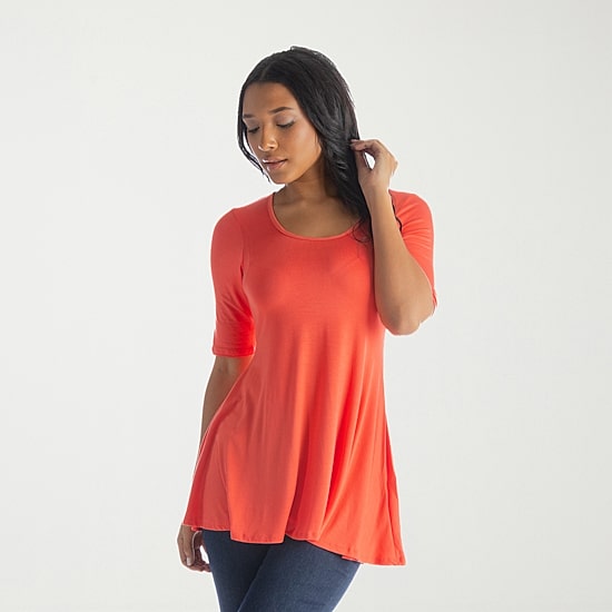 24seven Comfort Apparel Womens Round Neck Elbow Sleeve Tunic Top