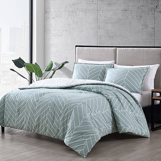 City Scene Ceres Midweight Comforter Set