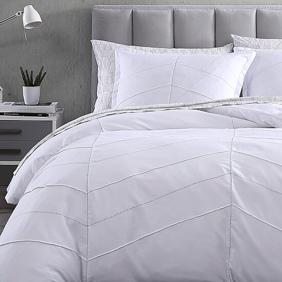 City Scene Courtney Midweight Comforter Set