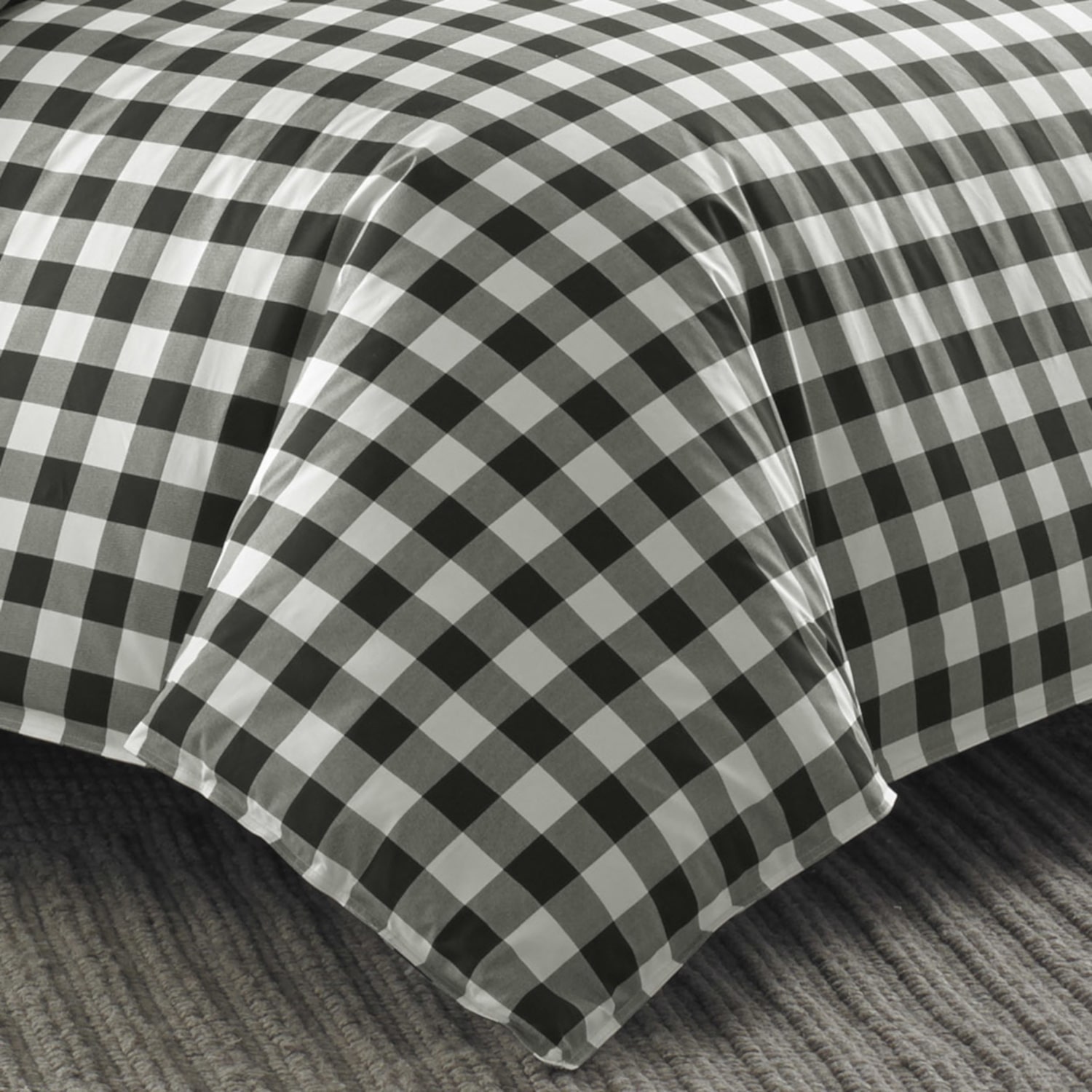 Eddie Bauer Mountain Plaid Midweight Comforter Set