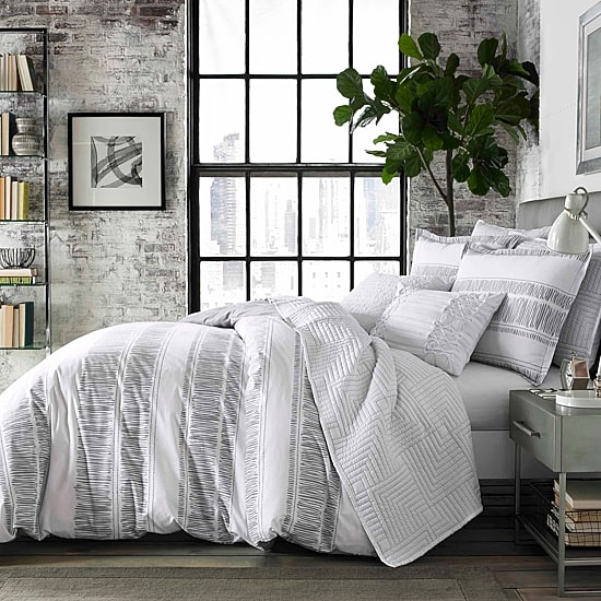 City Scene Ziggy Midweight Comforter Set