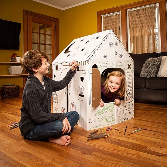 Easy Playhouse Holiday Cottage 2-pc. Coloring Set