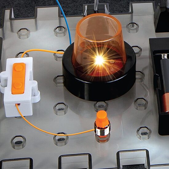 Discovery #Mindblown Action Circuitry Electronic Experiment STEM Set