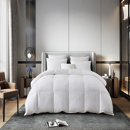 Serta Tencel European Midweight Comforter