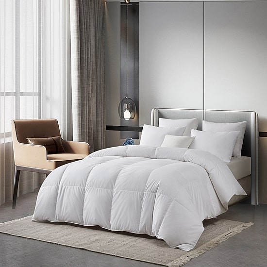 Serta Tencel European Midweight Comforter