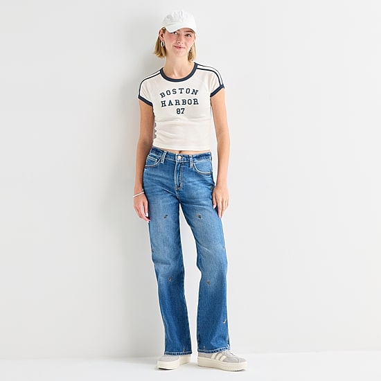 Arizona Womens Juniors Round Neck Short Sleeve Regular Fit Graphic T-Shirt
